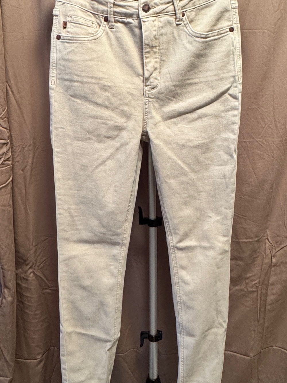 Judy Blue Light Beige/Taupe Skinny Jeans